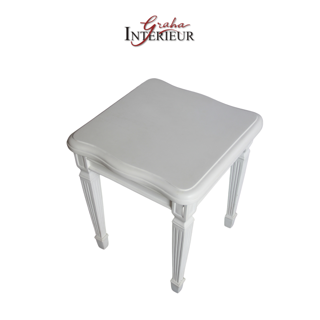 Varian Corner Table